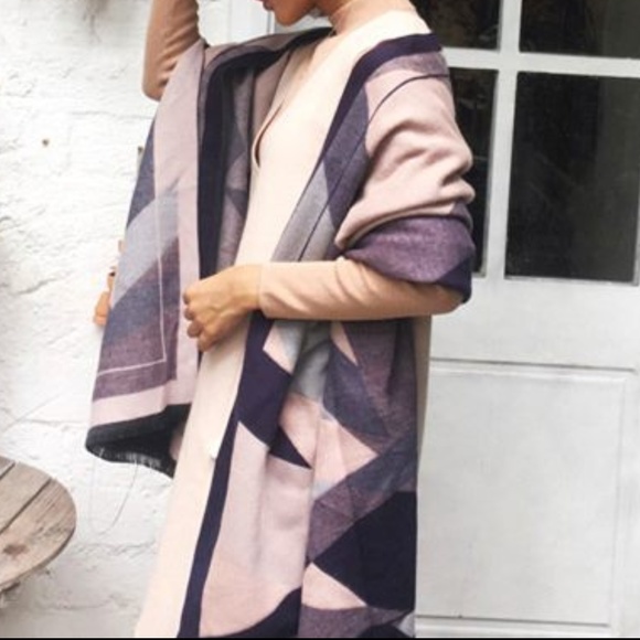 SO SOFT! Faux Cashmere Scarf/Pashmina - Picture 4 of 5